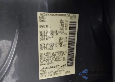 2017 Nissan Titan Sv из США, поврежденный, VIN 1N6AA1E5XHN571261